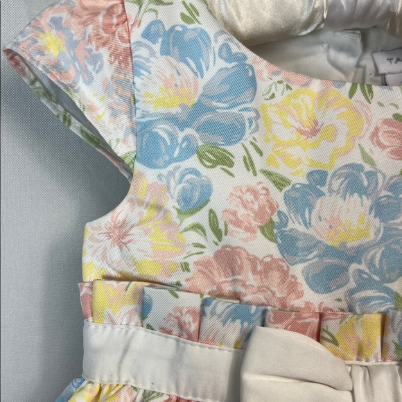 Tahari Pastel floral cap sleeve scallop hem formal dress size 2T - Picture 6 of 15